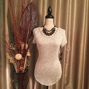 NEW High-low Knit Top. Gray front/plaid back.